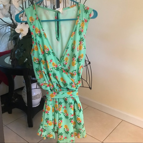 pineapple romper - Picture 2 of 4